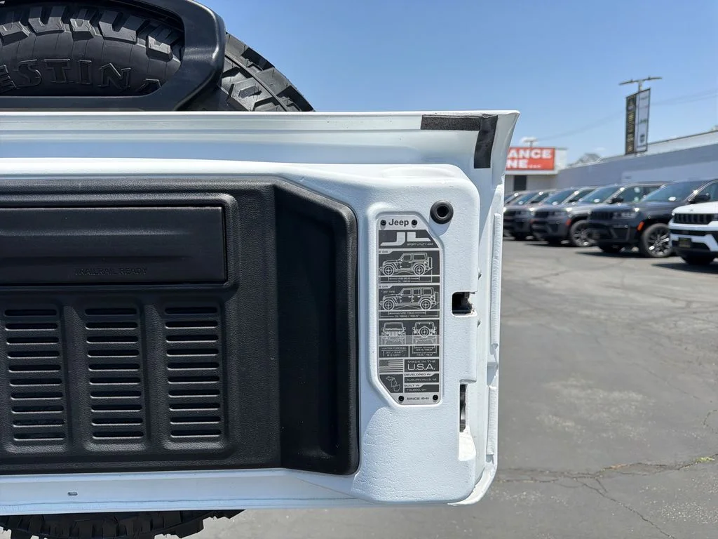 Used 2023 White Jeep Willys 4xe image 10
