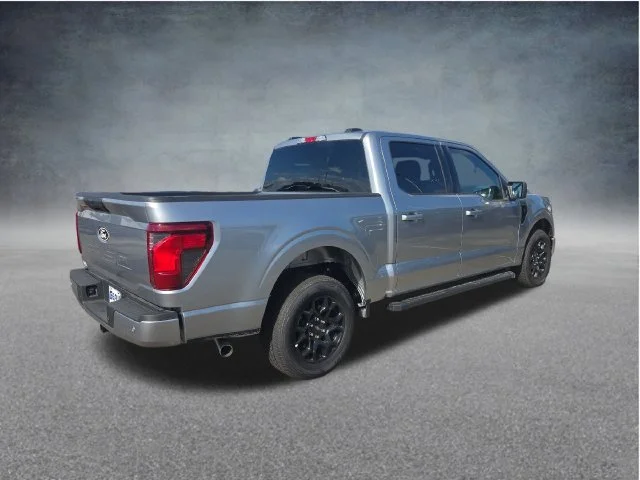 New 2026 Silver Ford XLT image 8