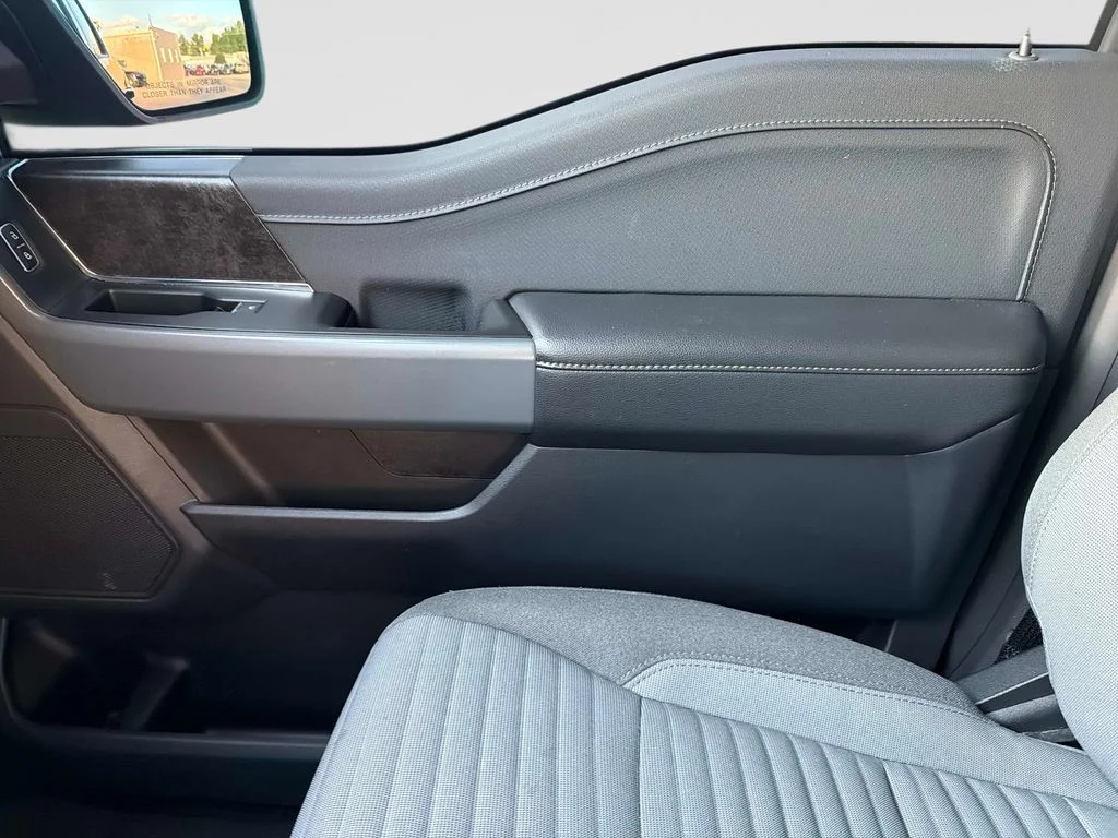 Used 2023 Blue Ford XLT image 23