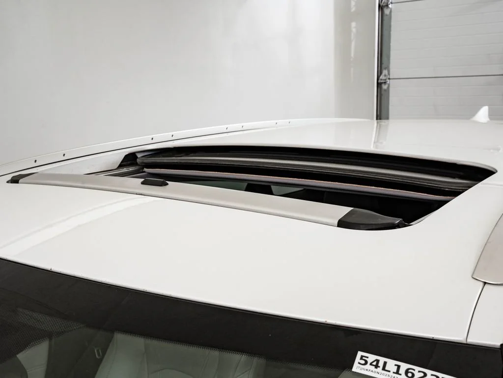 Used 2022 White Pearl Lexus 450hL Luxury image 14