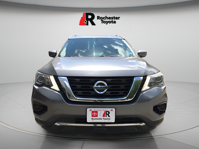 Used 2018 Nissan Pathfinder S with VIN 5N1DR2MM5JC657923 for sale in Rochester, NH
