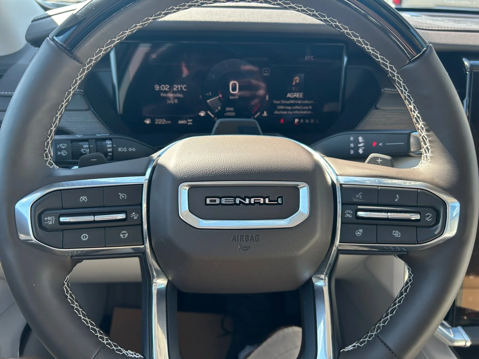 Used 2025 Summit White GMC Denali AWD Leather Sunroof Navigation image 24
