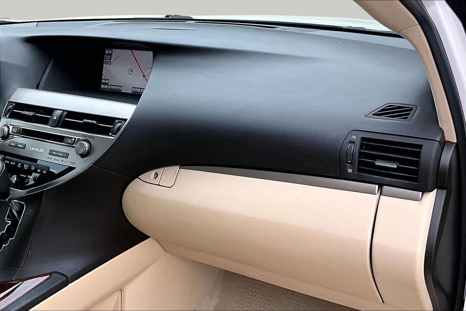 Used 2015 Starfire Pearl Lexus  image 19