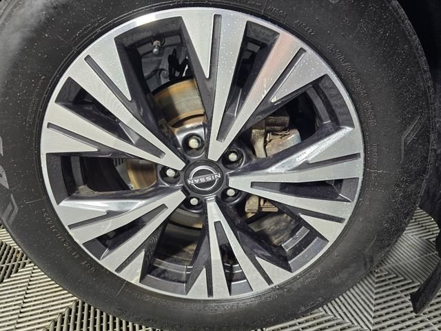 Used 2023 Pearl White Nissan SV image 2