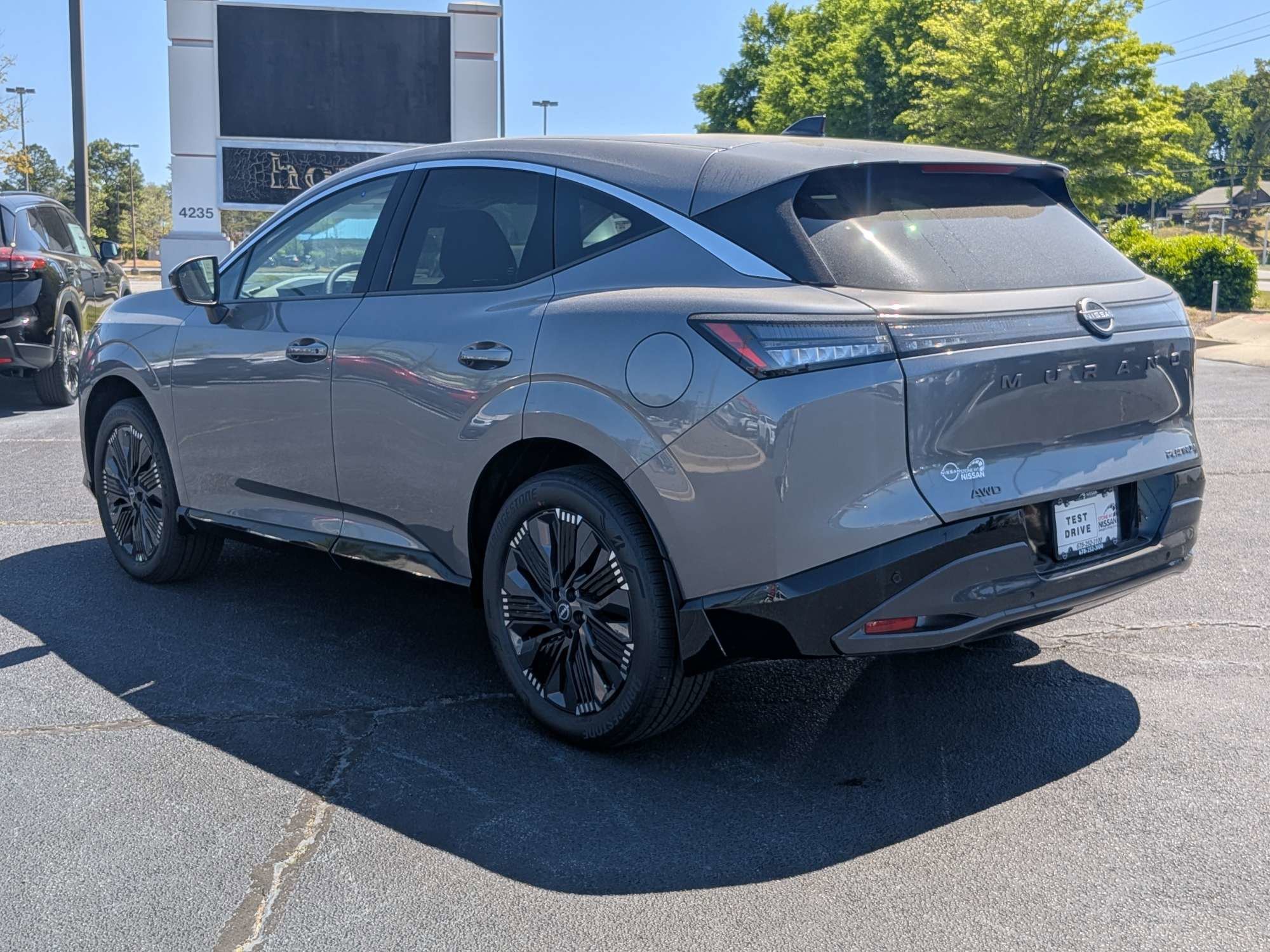 New 2026 Gray Nissan Platinum image 5