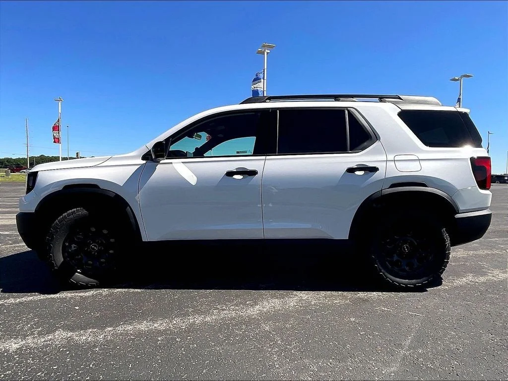 New 2026 Platinum White Pearl Honda TrailSport Elite Blackout image 3