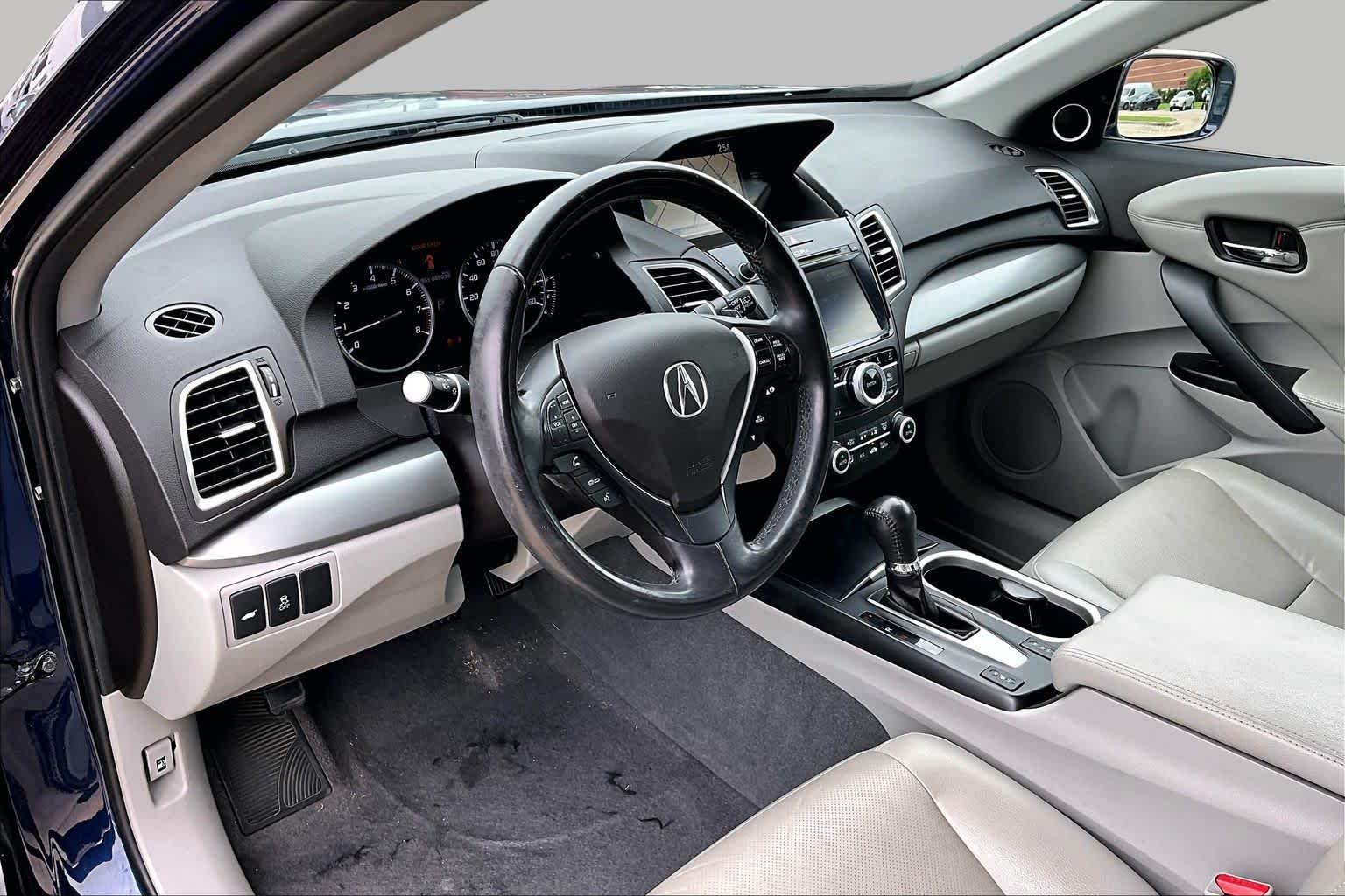 Used 2017 BLUE Acura w/Technology Pkg image 18