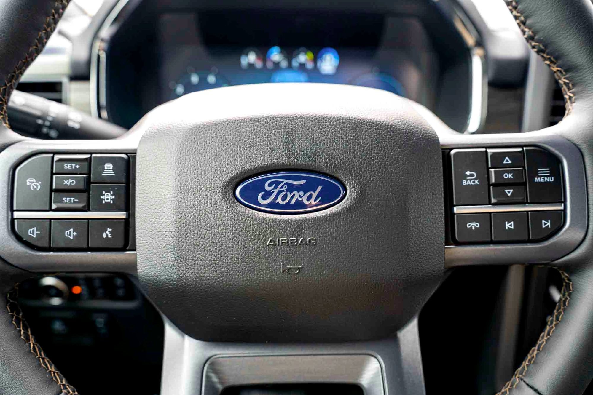 New 2026 Star White Metallic Tri-Coat Ford LARIAT image 12