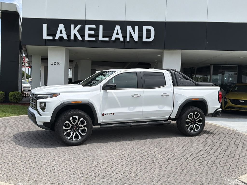 View vehicle photo 2