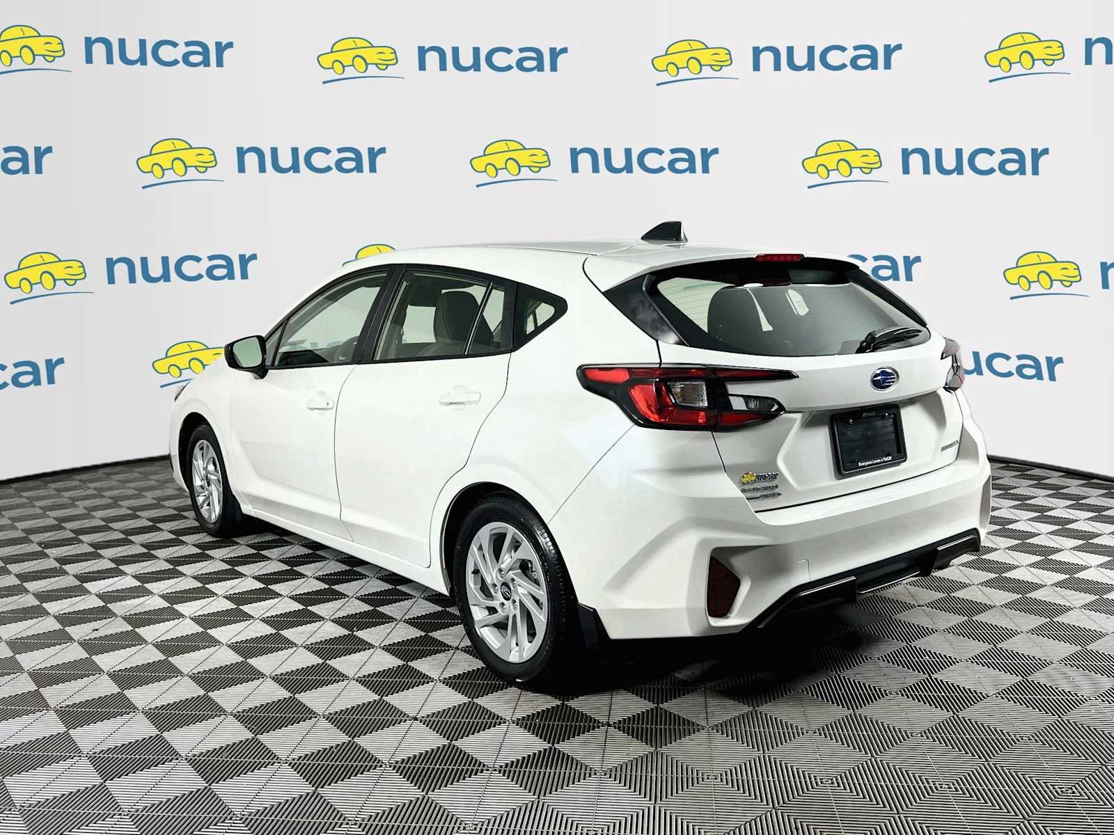 Used 2024 Crystal White Pearl Subaru  image 5