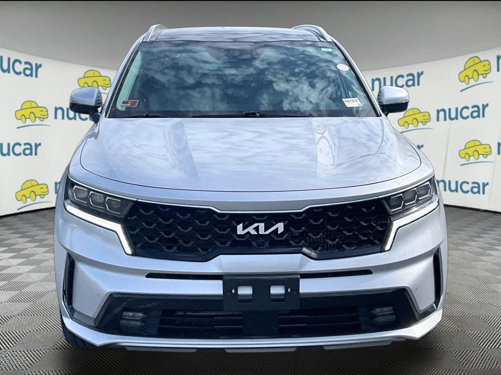 Used 2023 Silver Kia SX Prestige image 2