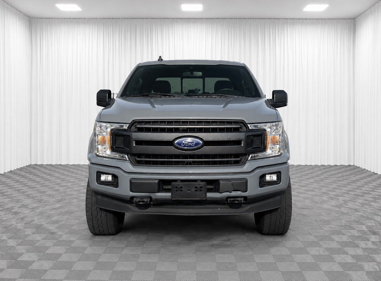 Used 2020 Gray Ford XLT image 8