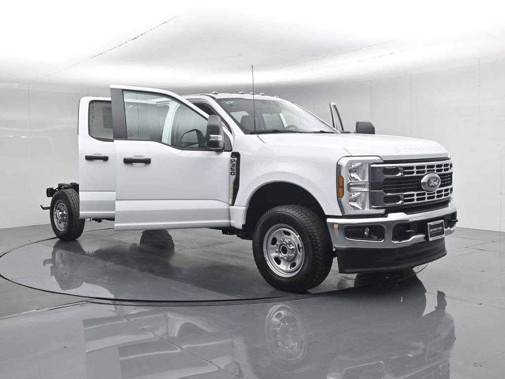 New 2026 Oxford White Ford XL image 28