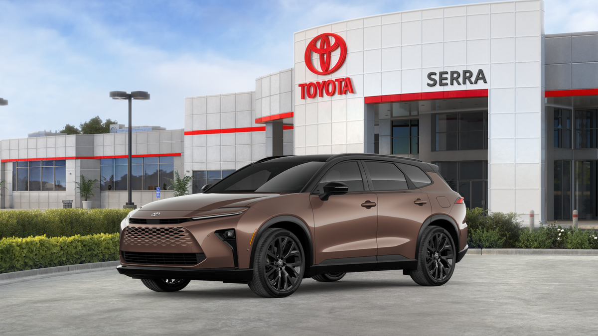New 2026 Bronze Age with Black roof Toyota Limited image 3