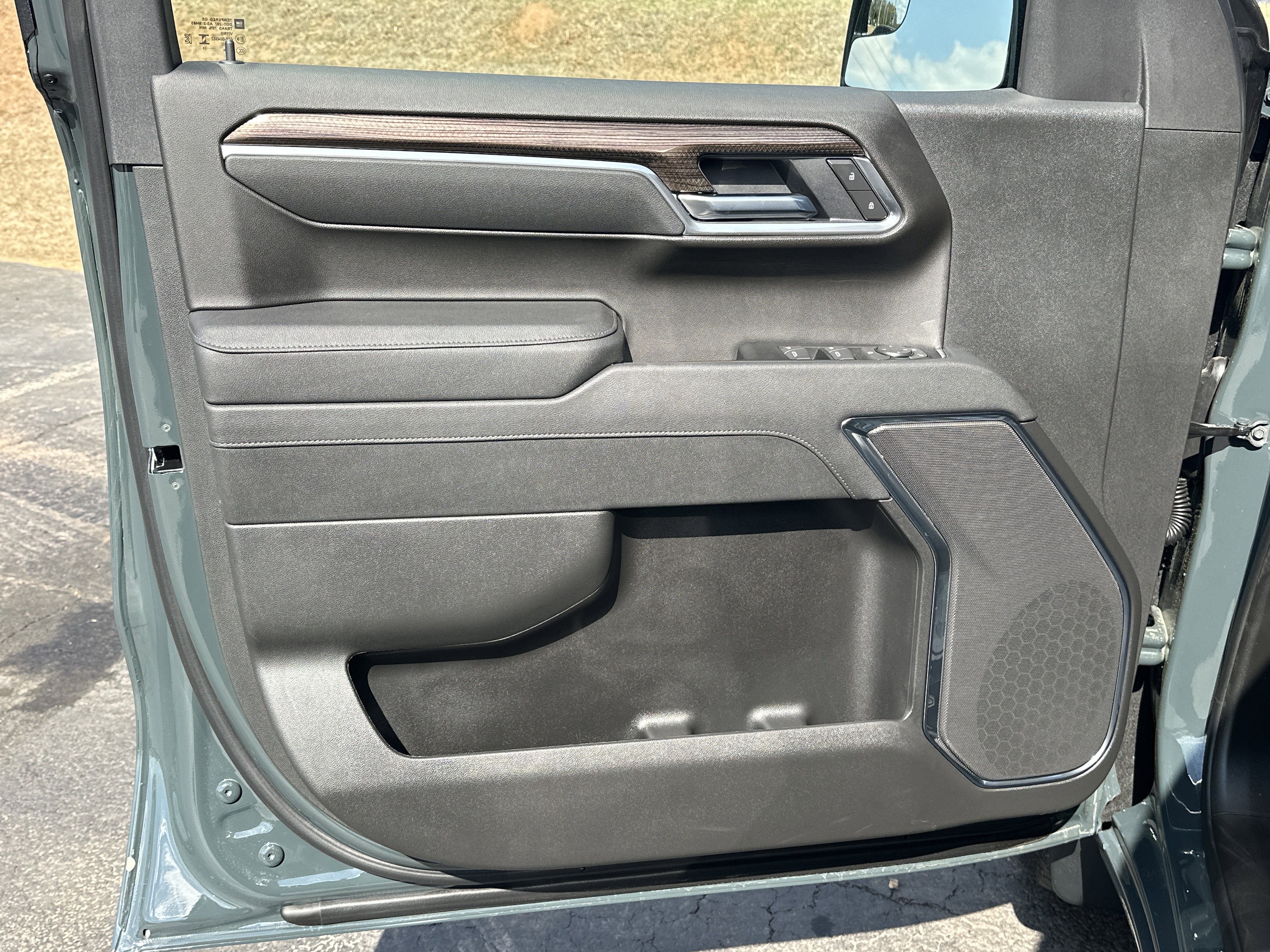2026 Chevrolet Silverado 1500 LT - Photo 10