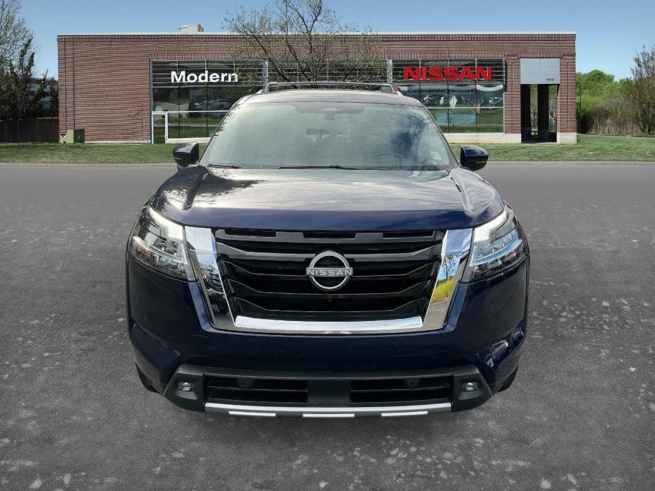 Certified Used 2022 Deep Ocean Blue Pearl Nissan SL image 6