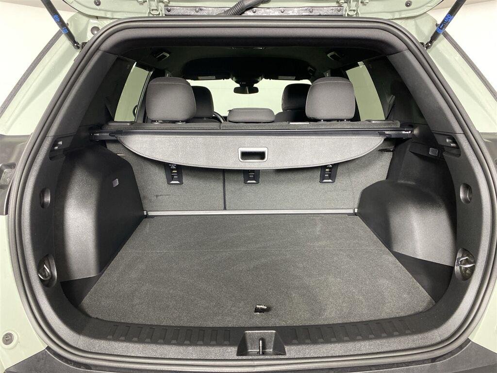 Used 2025 Gr Chevrolet  image 25