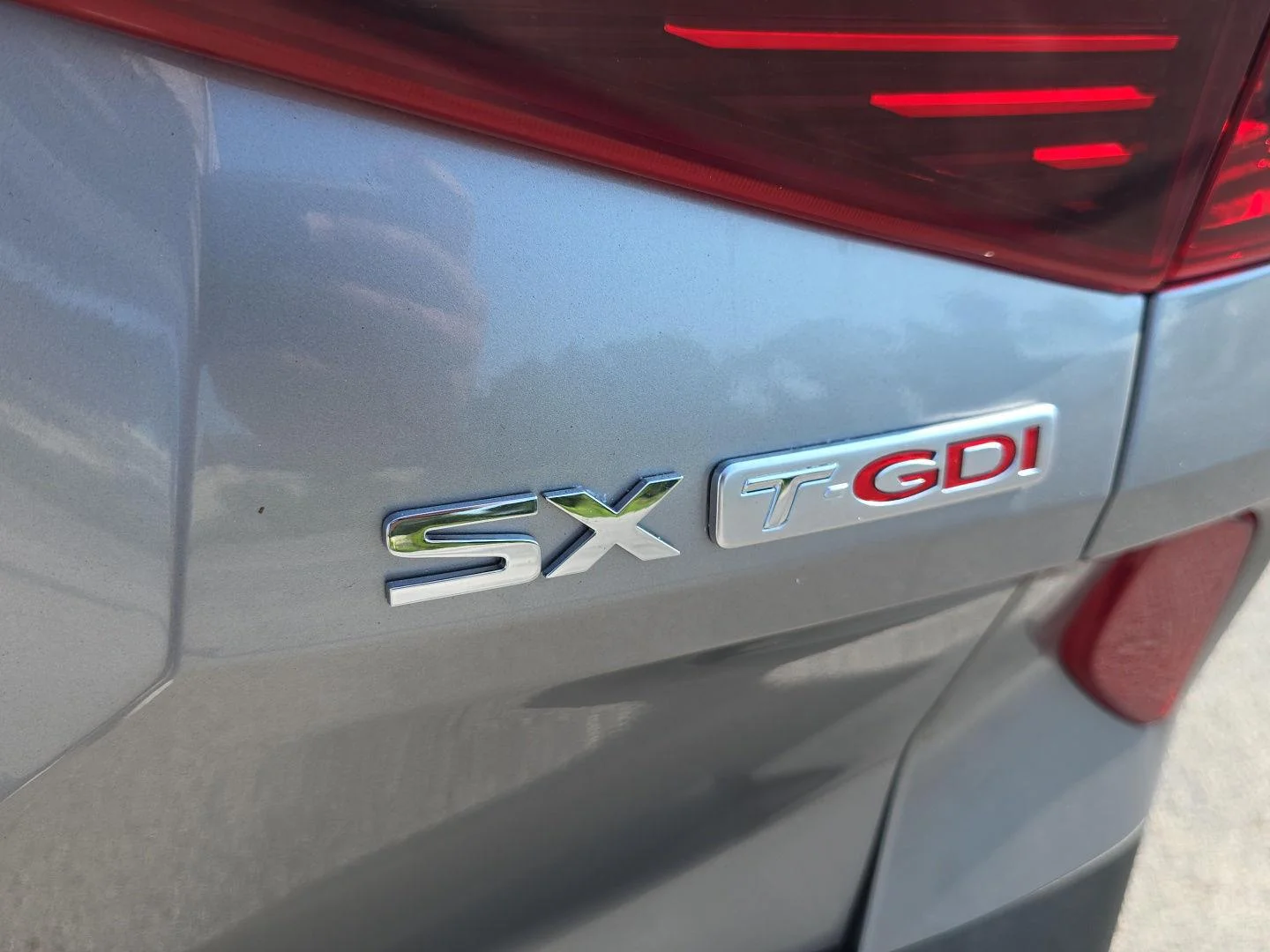 Used 2021 Steel Gray Kia SX Turbo image 5