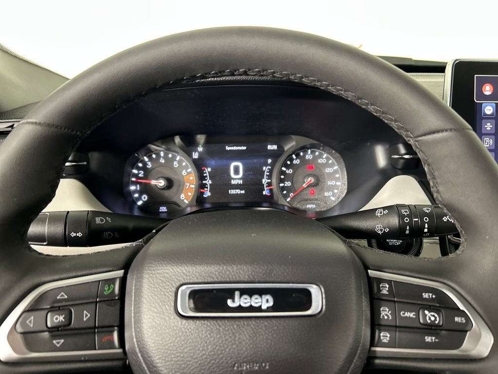 Used 2025 Silver Jeep Limited image 13