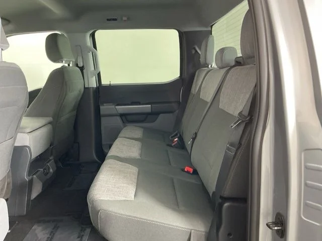 Used 2023  Ford XLT image 25