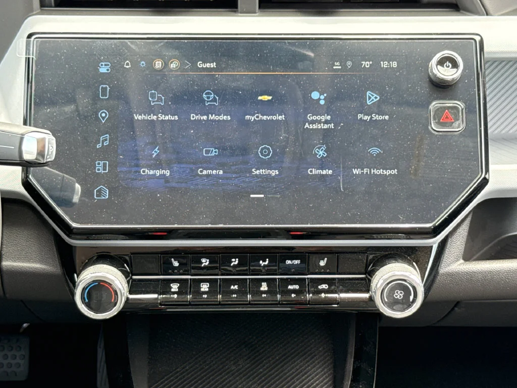 2027 Chevrolet Bolt LT - Photo 16