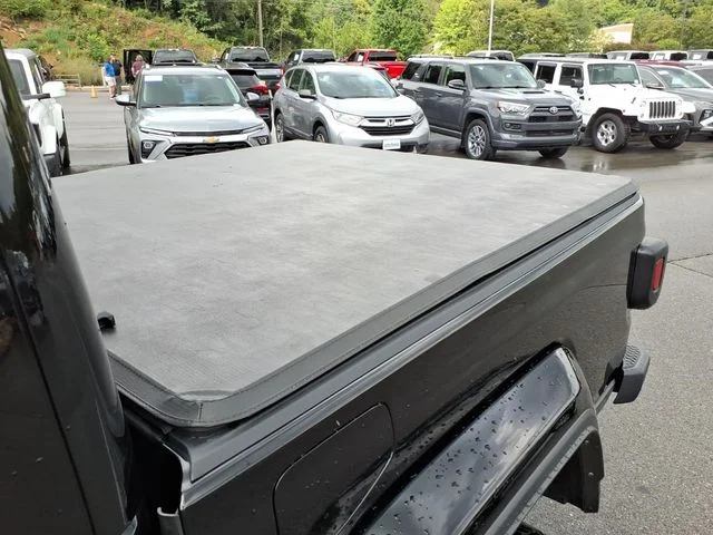 Used 2025 Black Jeep Nighthawk image 15