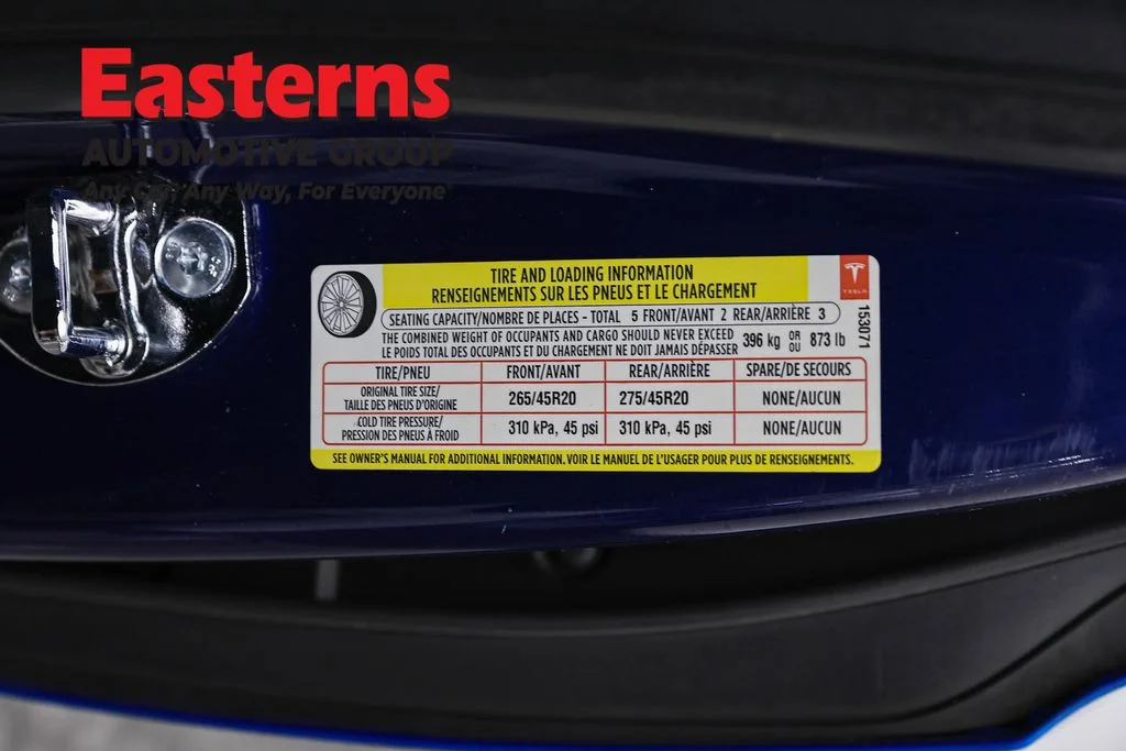 Used 2019 Blue Tesla 75D image 30