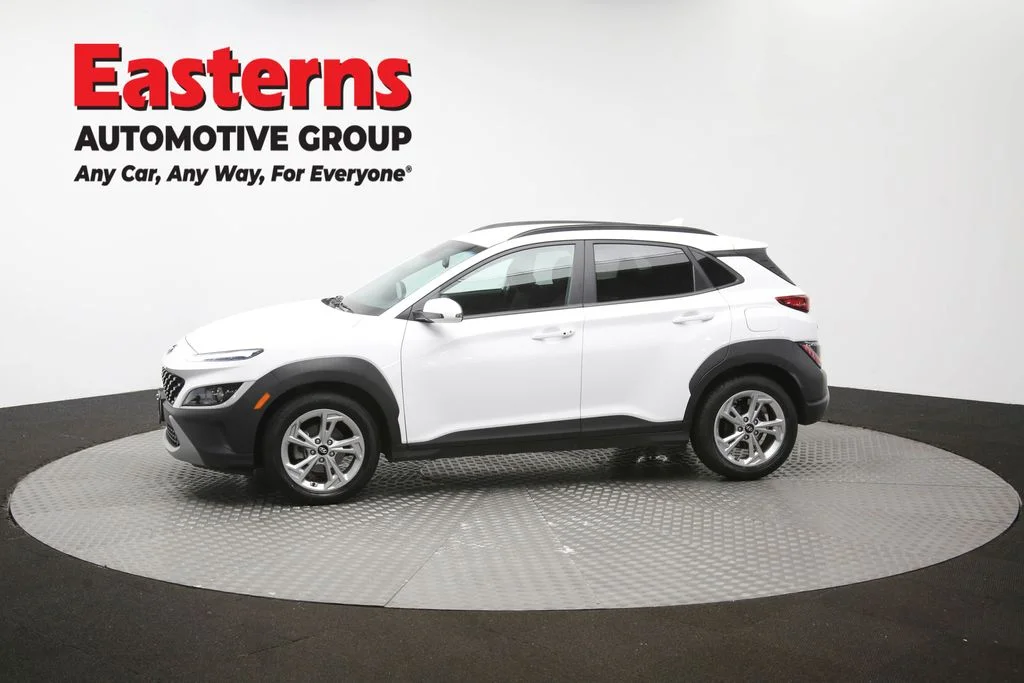Used 2023 White Hyundai SEL image 57