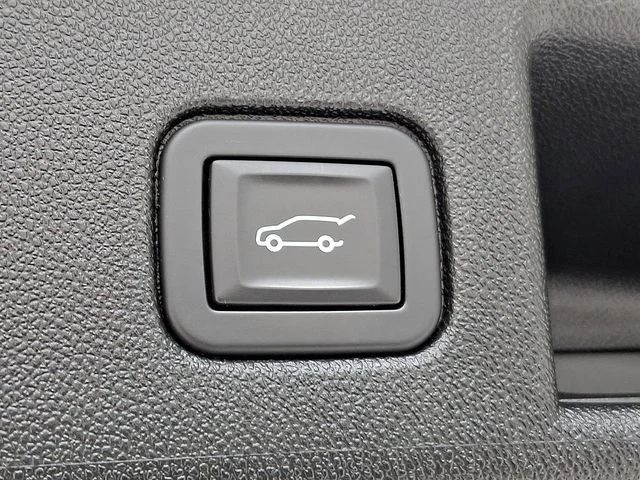 Used 2019 Beige Chevrolet Premier image 32