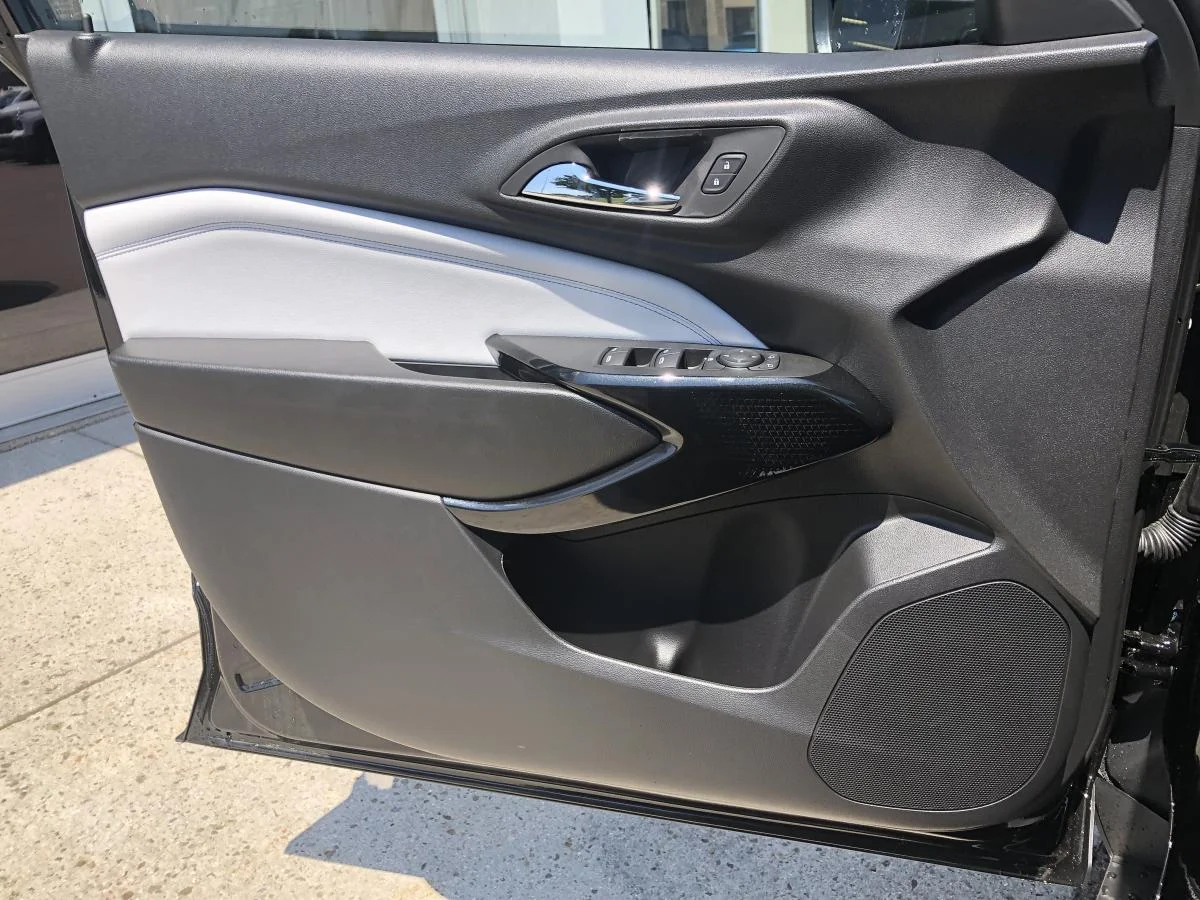 New 2026 Black Chevrolet Fwd 4dr Lt image 18