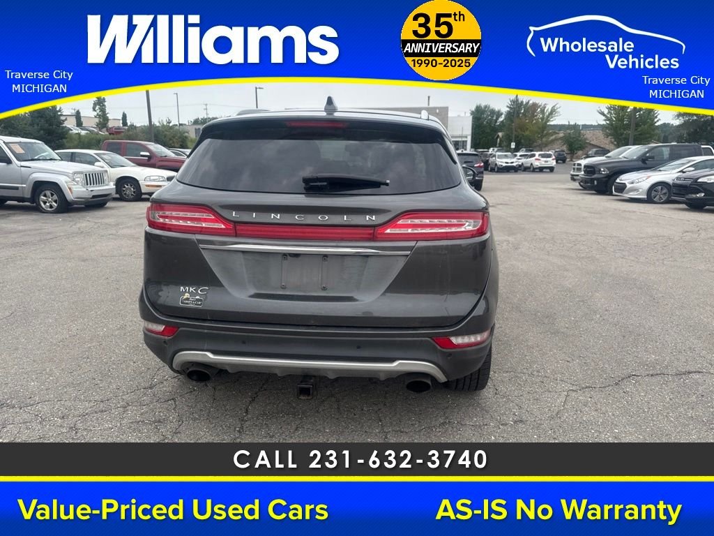 Used 2019  Lincoln Select image 19