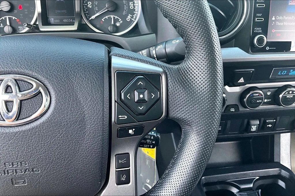 Used 2022 Gray Toyota SR5 image 13