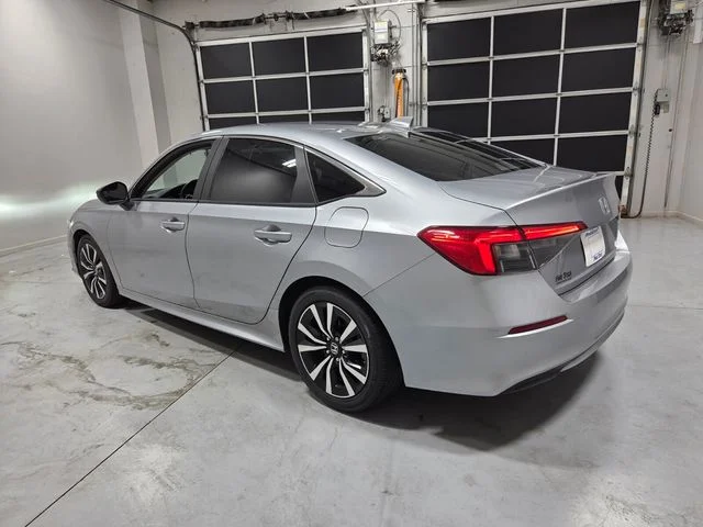 Used 2023 Silver Honda EX image 9