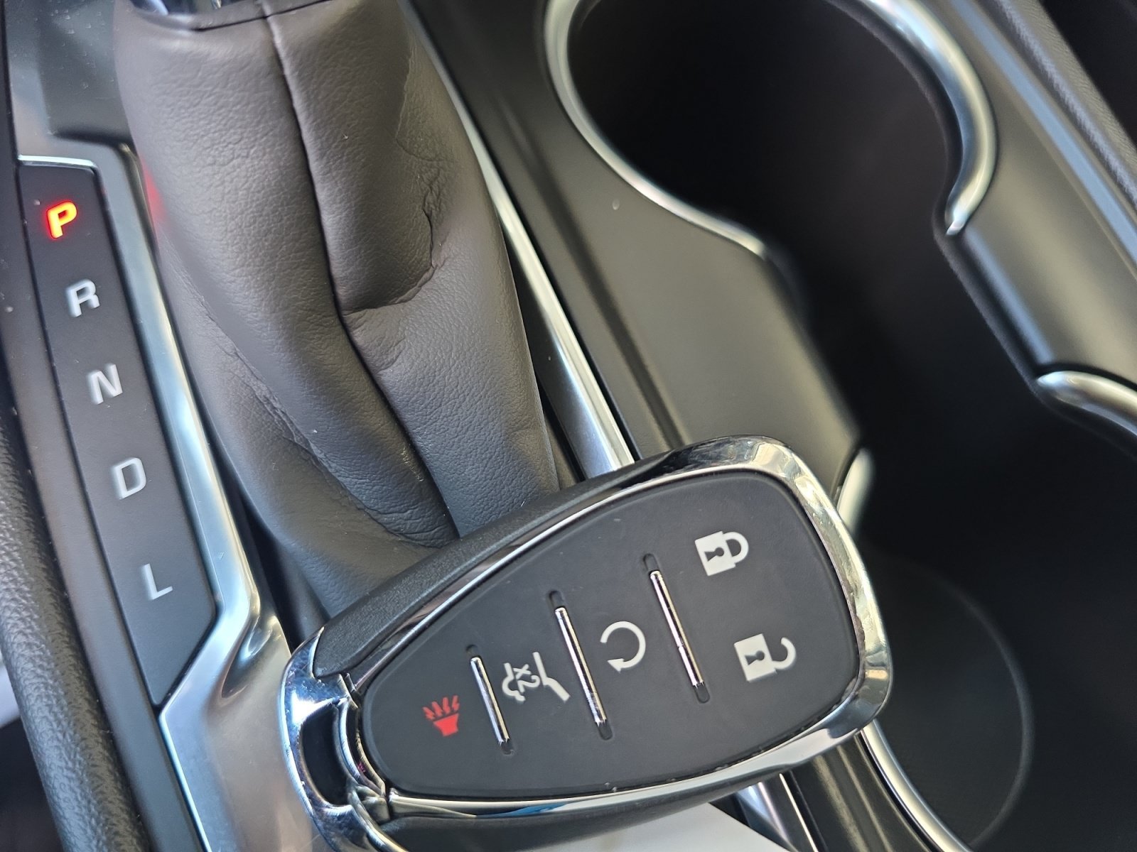 Used 2024 Summit White Chevrolet LT image 30