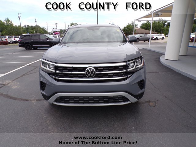 Used 2021 Pure Gray Volkswagen 2.0T SE w/Technology image 13
