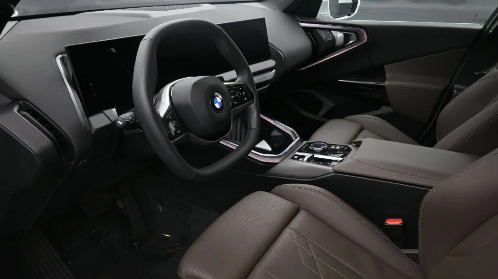 Used 2026 White BMW 30 xDrive image 7