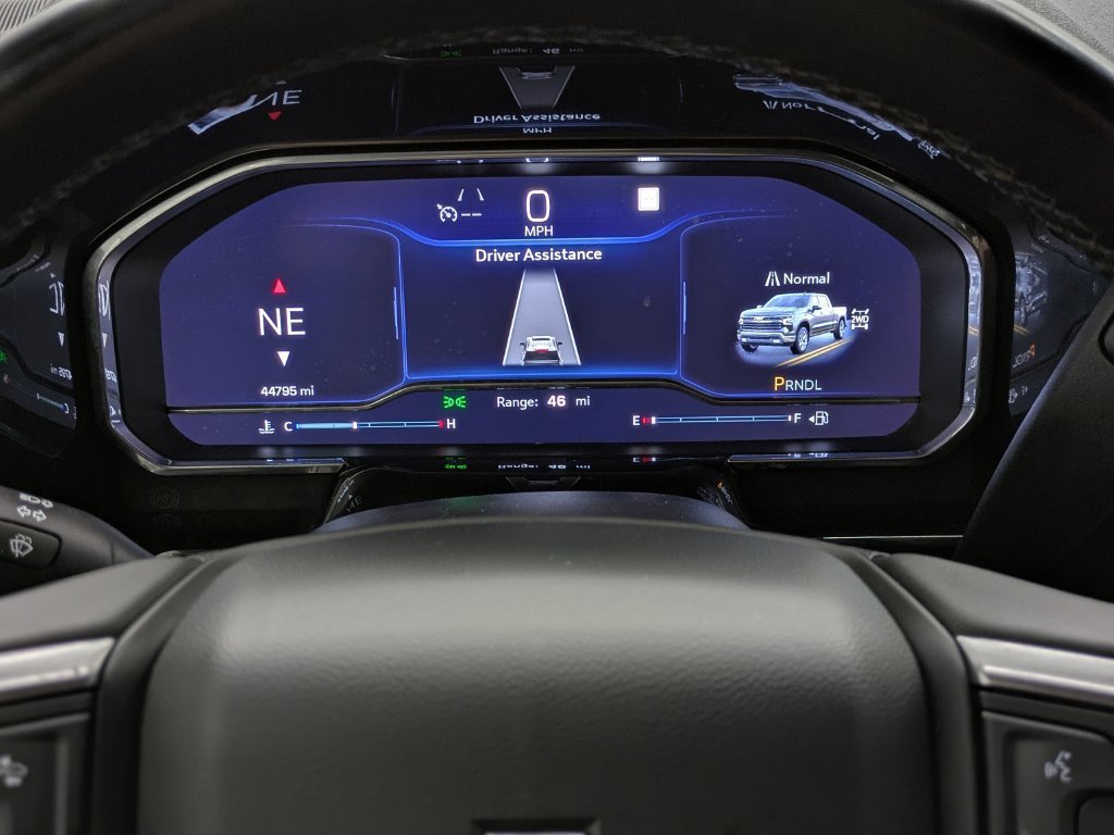 Used 2023 STERLING GRAY METALLIC Chevrolet LT image 30