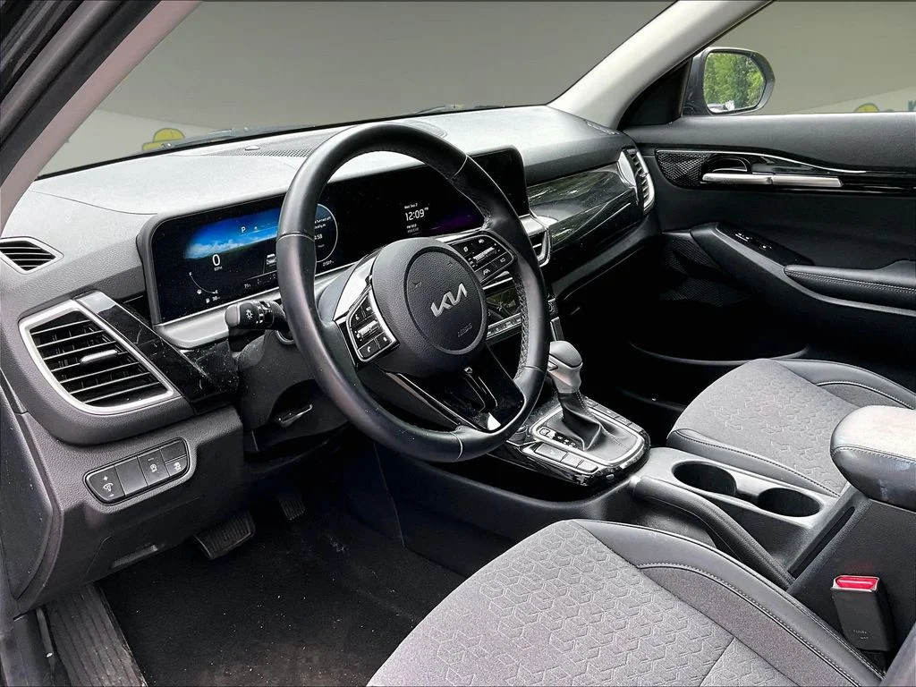 Used 2024 Gray Kia S image 12