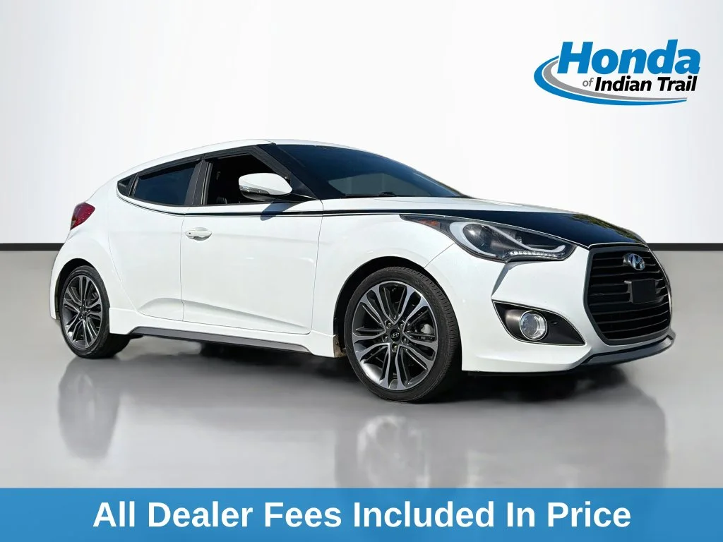 Used 2016 White Hyundai Turbo image 1
