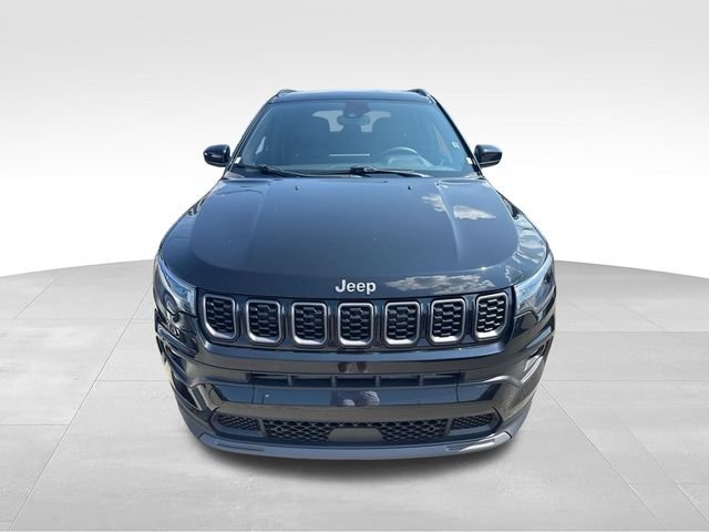 Used 2025 Black Jeep Latitude image 8