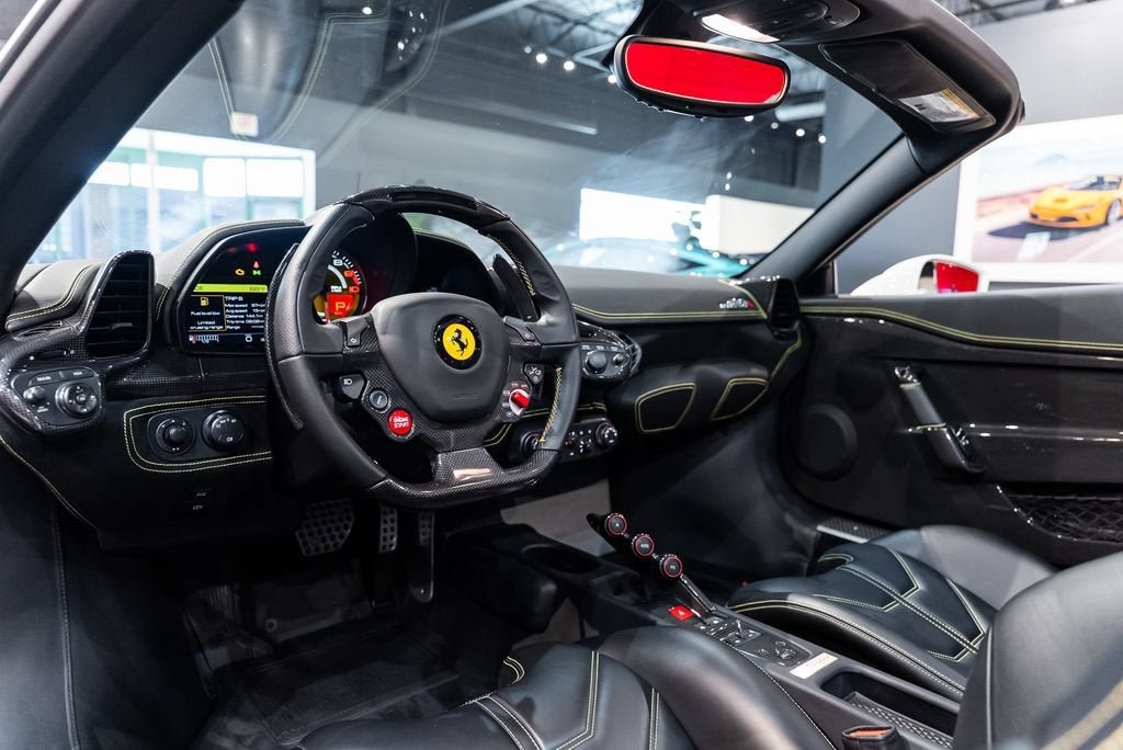 Certified Used 2015 Bianco Avus Ferrari Speciale Aperta image 31