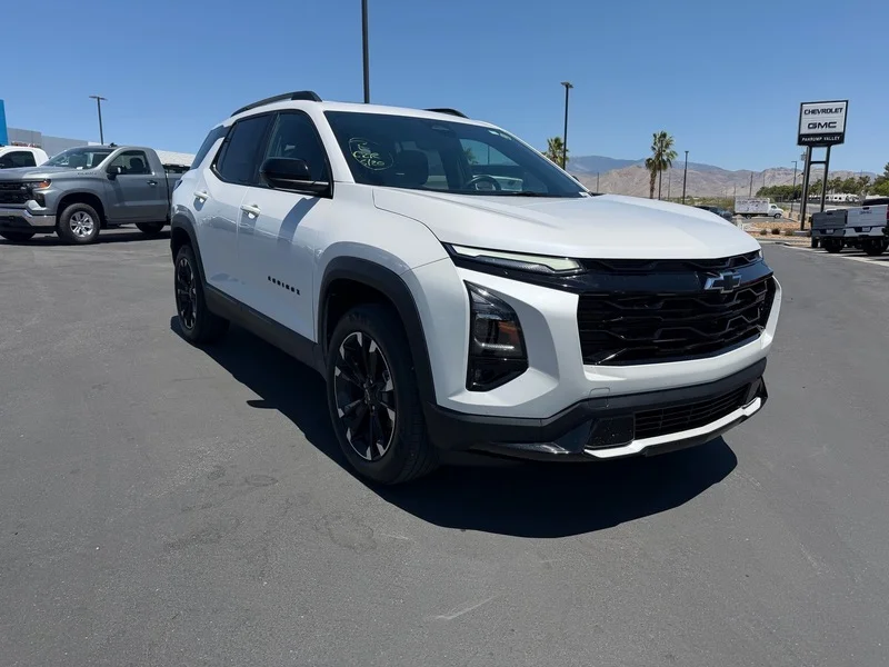 2025 Chevrolet Equinox RS 1.5T's photo