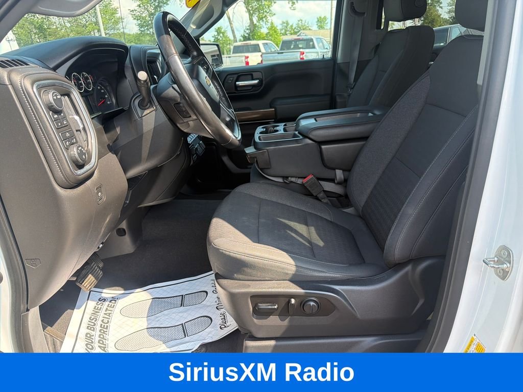 Used 2021 White Chevrolet LT image 13