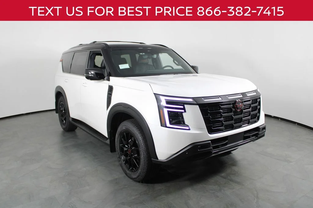 New 2026 Aspen White TriCoat / Super Black Two-tone Nissan PRO-4X® image 11