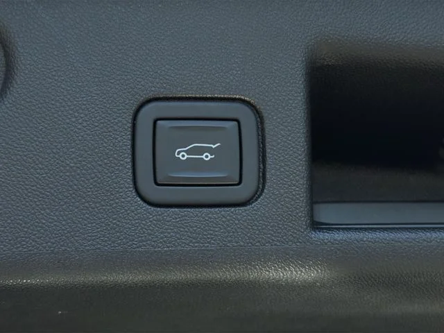 Used 2024 Blue Chevrolet LT image 39