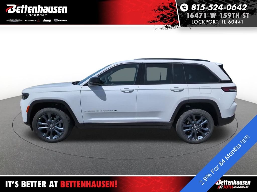 New 2026 White Jeep  image 15