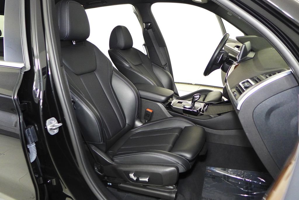 Used 2023 Black Sapphire Metallic BMW sDrive30i image 19