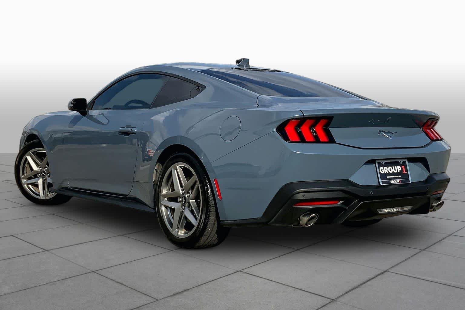 Used 2024 Vapor Blue Metallic Ford EcoBoost Premium image 11