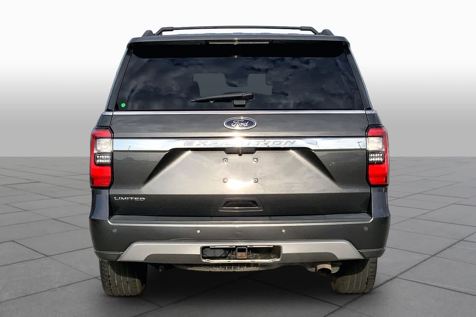Used 2020 Magnetic Metallic Ford Limited image 5