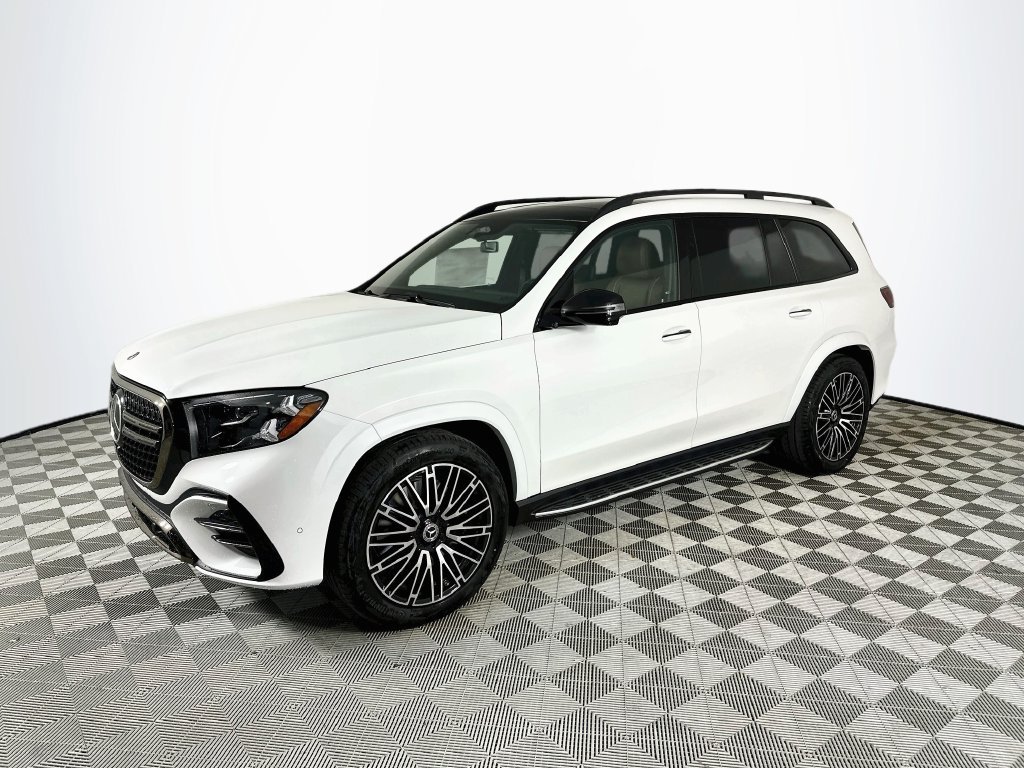 New 2027 MANUFAKTUR Moonlight White Metallic Mercedes-Benz GLS 450 image 3